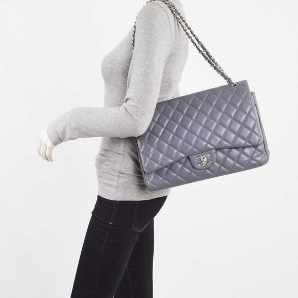 Chanel Purple Quilted Lambskin Leather Classic Maxi Double Flap Bag - Picture 3 of 9